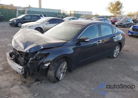 2015 Nissan Altima 2.5 Sv из США, поврежденный, VIN 1N4AL3AP6FC250980